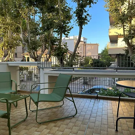 Dimmidirimini - In Affitto Aparthotel