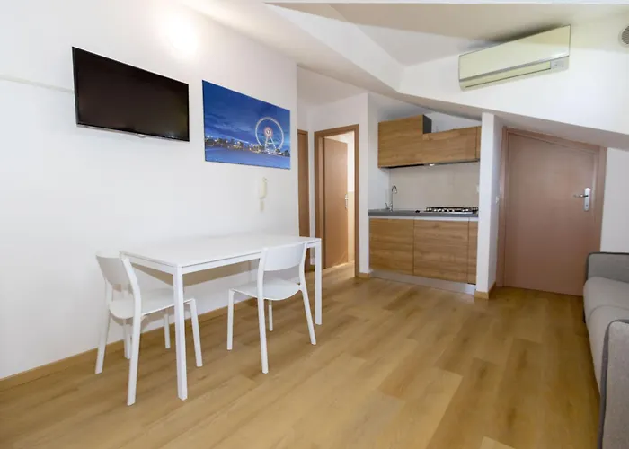 Dimmidirimini - In Affitto 4*